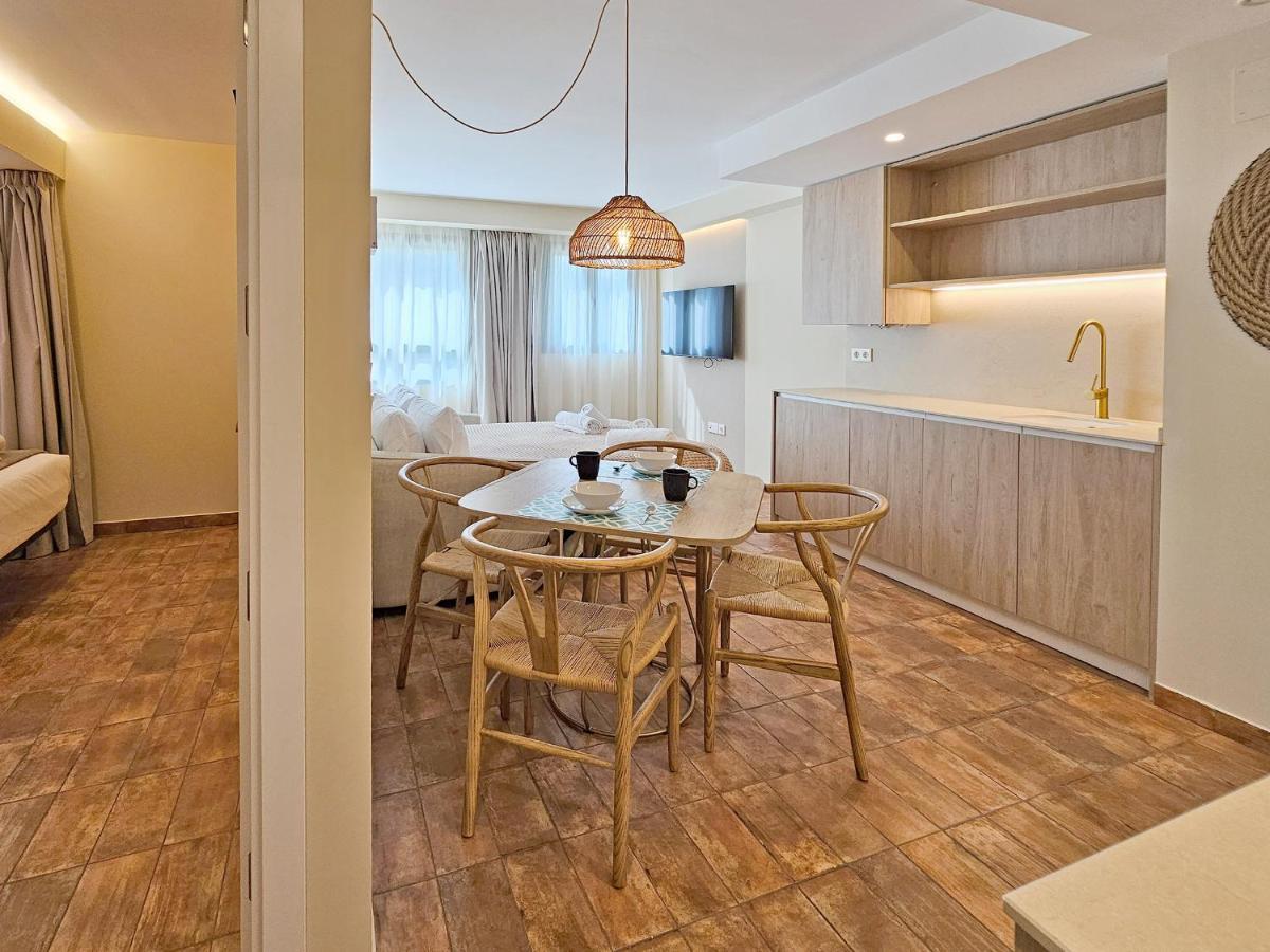 Apartamentos Las Ciencias N Valencia Bagian luar foto